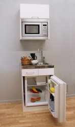 Trinettekök- Minikök ETN650 har rostfri diskbänk med 1 st diskho till höger, en kyl med frysfack, ingen kokplatta
